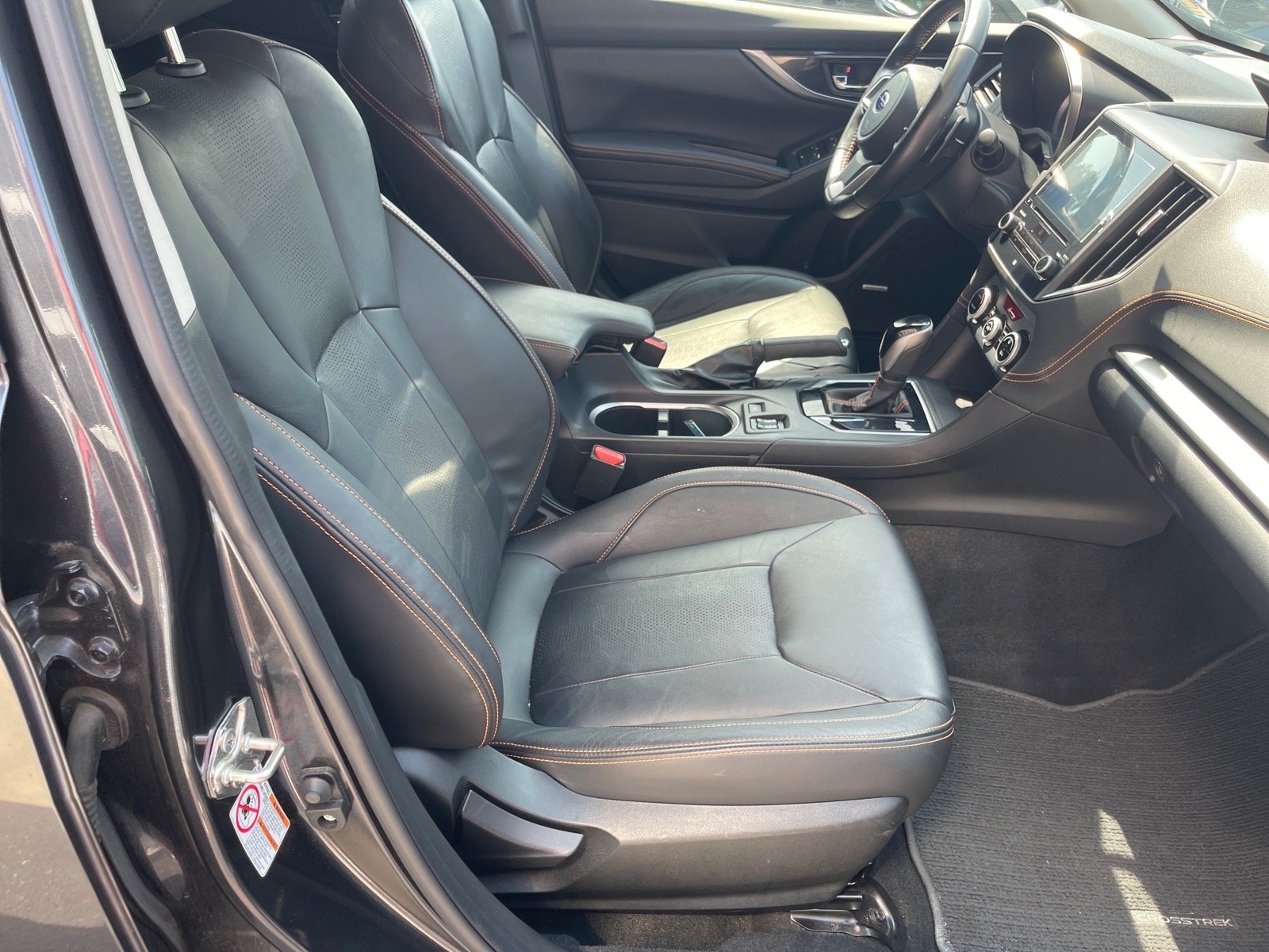 Used 2018 Dark Gray Metallic Dgm Subaru 2.0i Limited image 18
