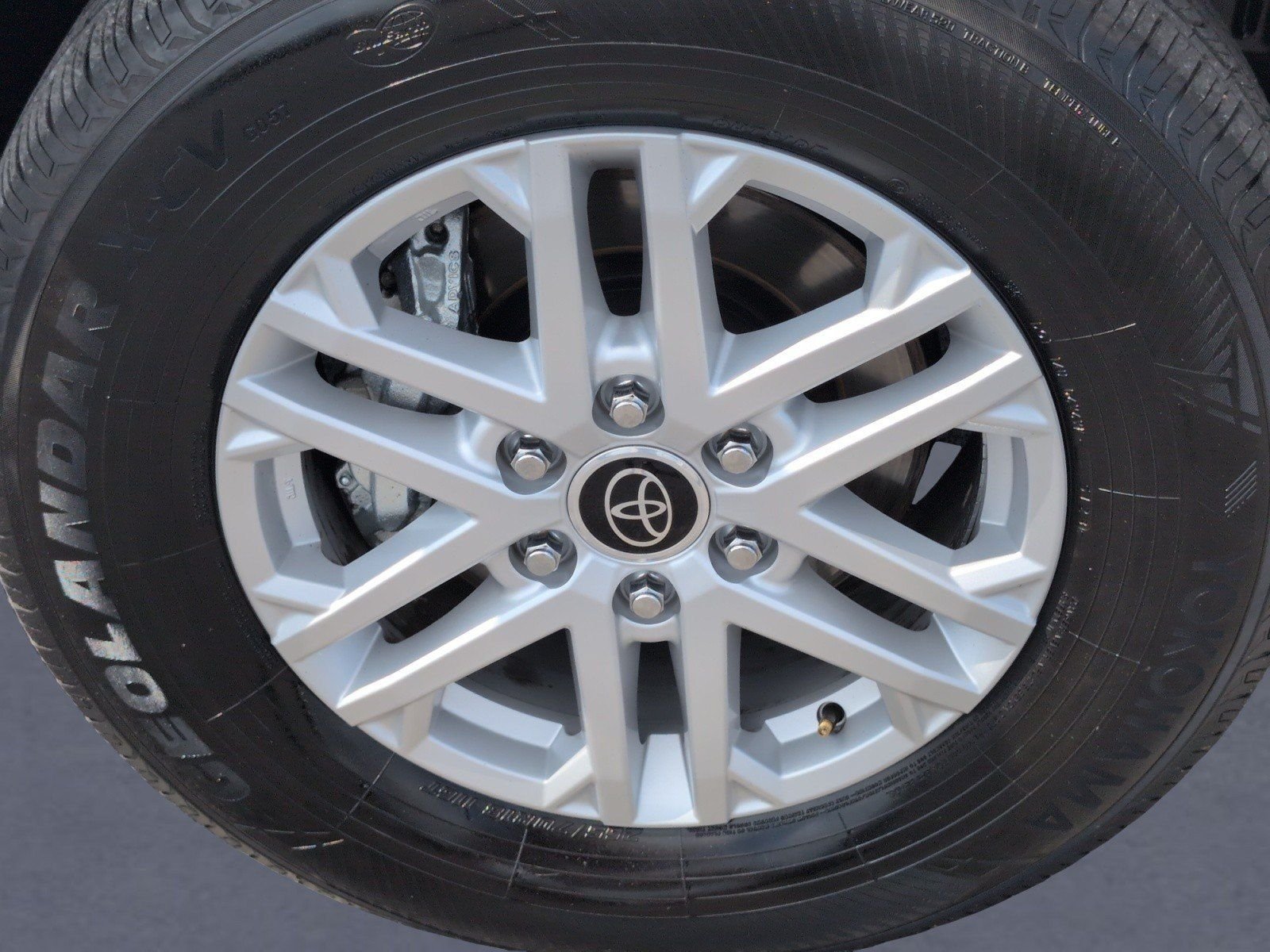 Used 2024 White Toyota SR5 image 35