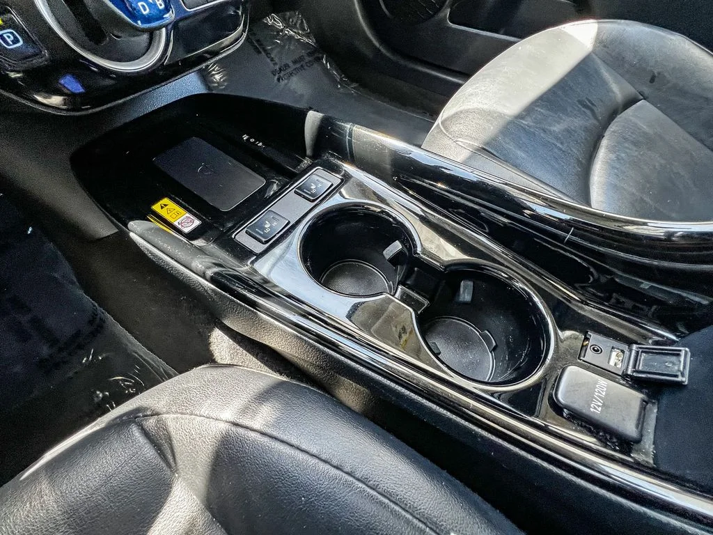 Certified Used 2020 White Toyota Limited image 24