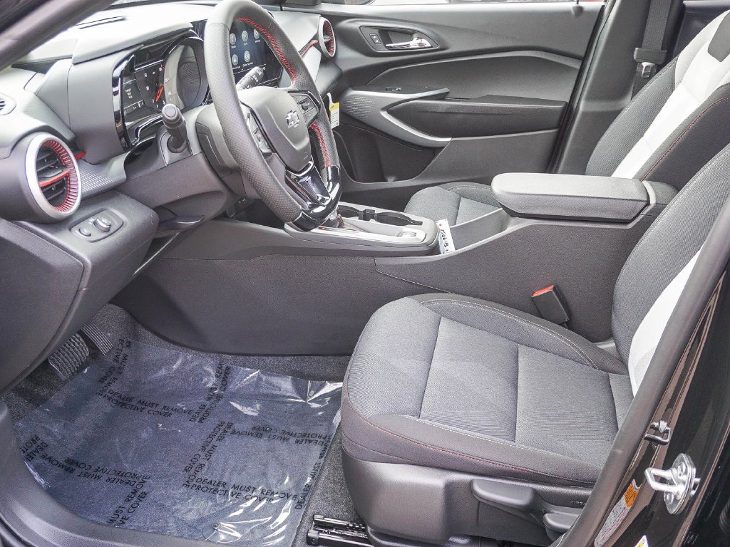 2026 Chevrolet Trax RS - Photo 17
