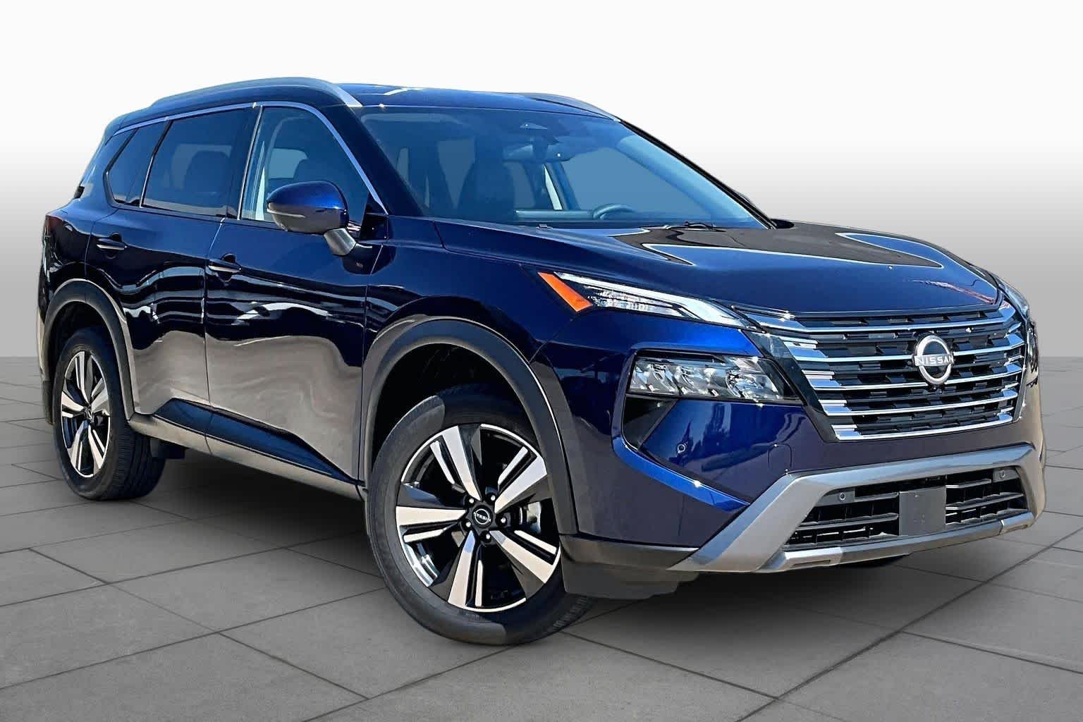 Certified Used 2025 Deep Ocean Blue Pearl Nissan SL image 2