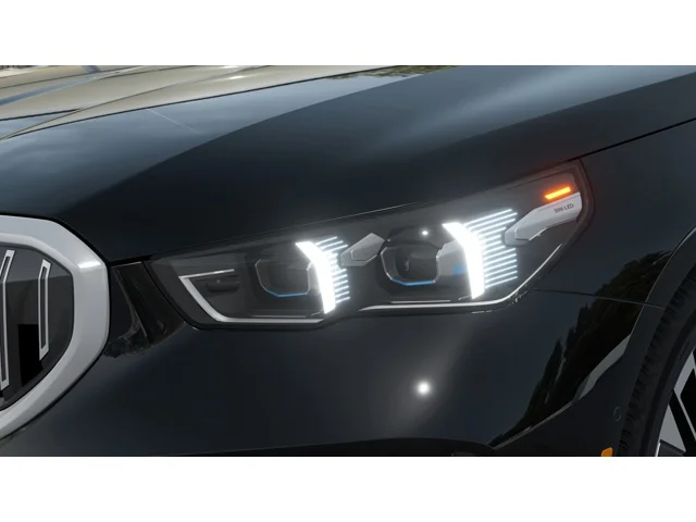 New 2027 Black Sapphire Metallic BMW  image 6
