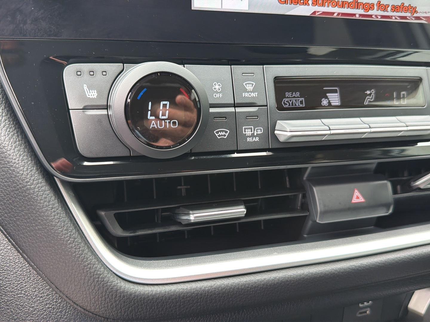 Used 2025 Wind Chill Pearl Toyota XLE image 26