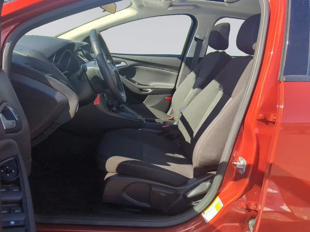 Used 2018 Red Ford SEL image 12