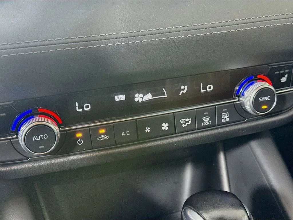Used 2021 Red Mazda Touring image 19