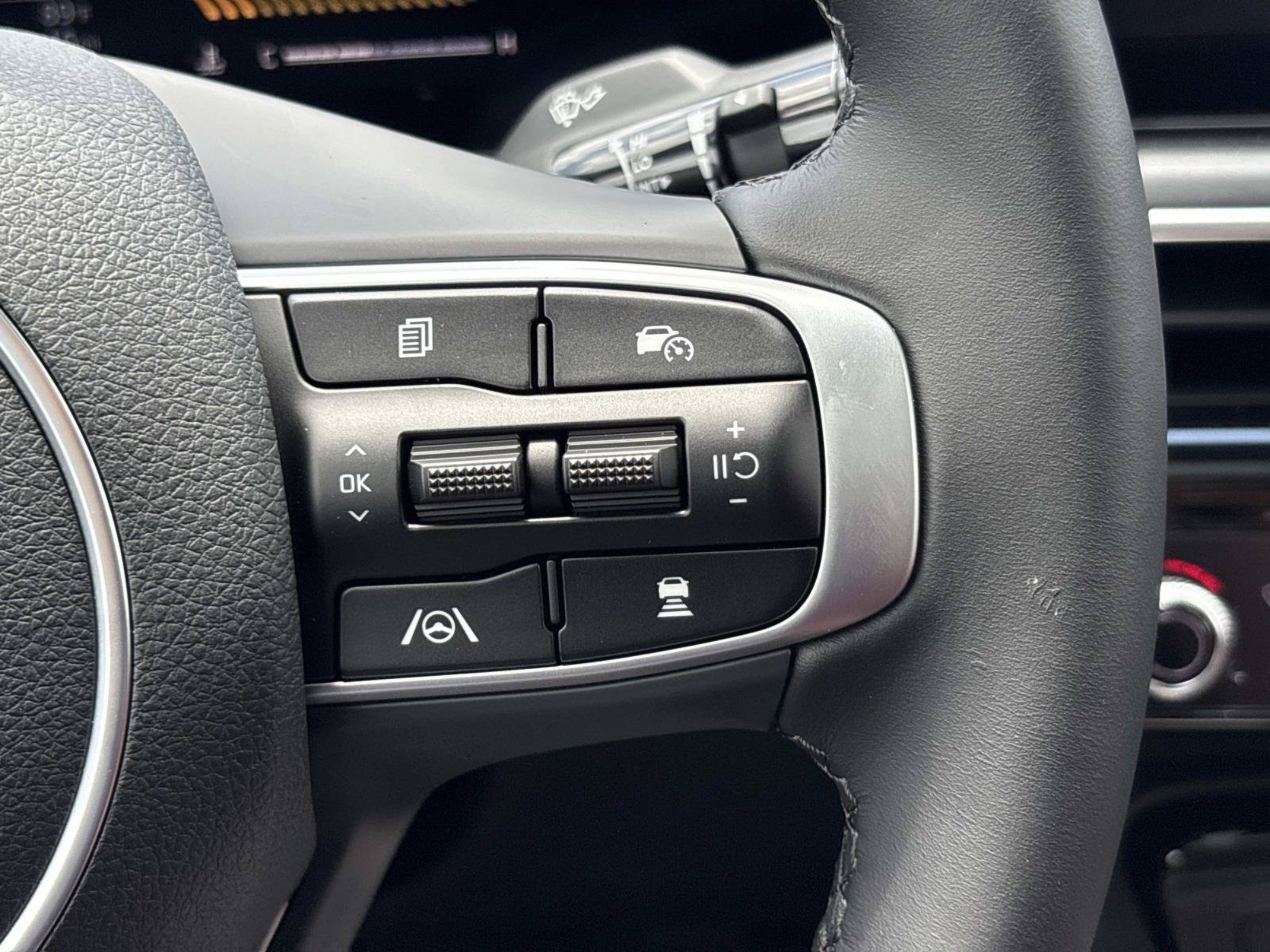 New 2026 Aurora Black Pearl Kia GT-Line image 22