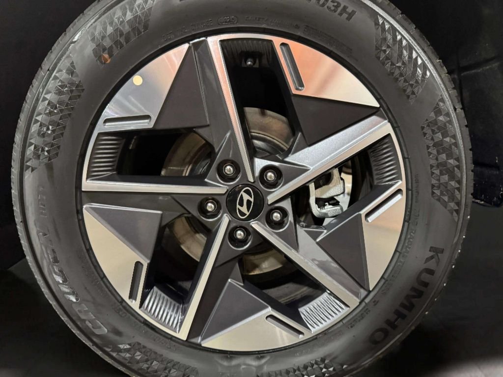 Certified Used 2026 White Hyundai SEL image 31