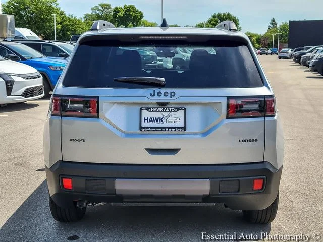 New 2026 Silver Zynith Clear-Coat Exterior Paint Jeep Laredo image 5