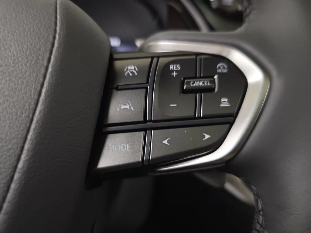 New 2026 Eminent White Pearl Lexus PREMIUM image 18