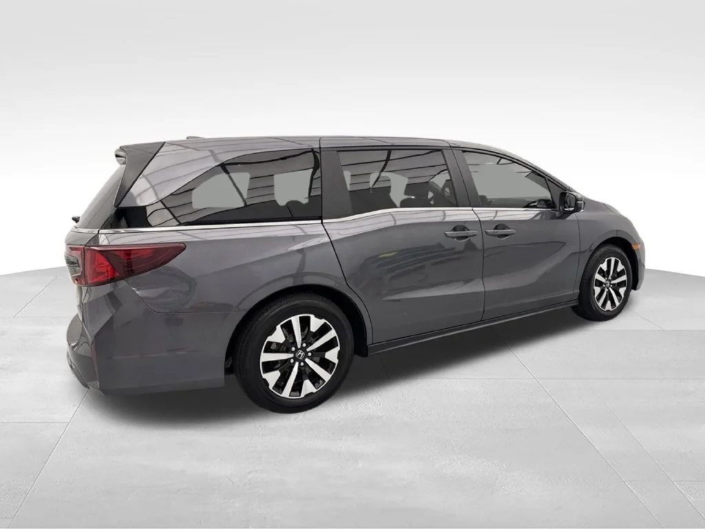 Used 2025 Modern Steel Metallic Honda EX-L image 12