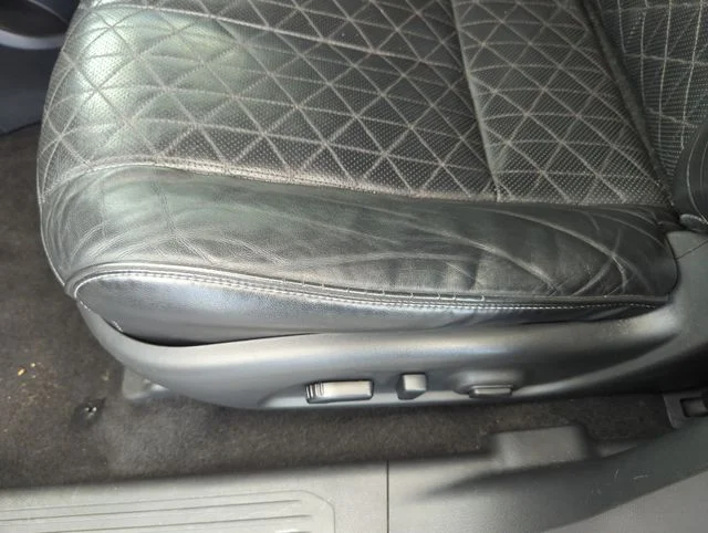 Used 2020 Silver Nissan Platinum image 35