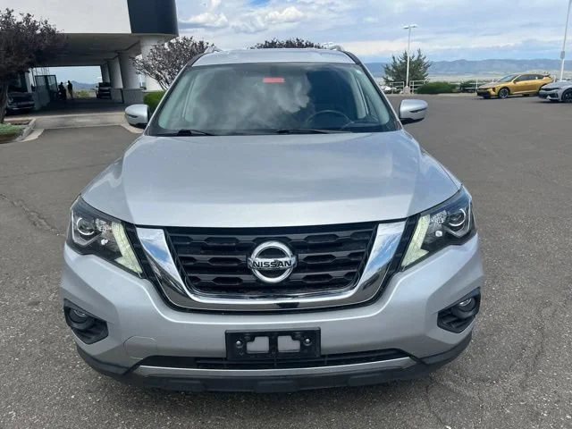 Used 2019 Brilliant Silver Metallic Nissan SV image 3