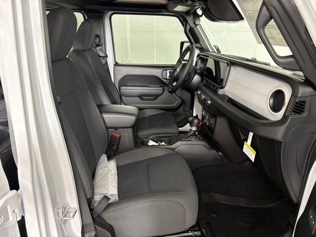 New 2026 Bright White Clear-Coat Exterior Paint Jeep Sport S image 14