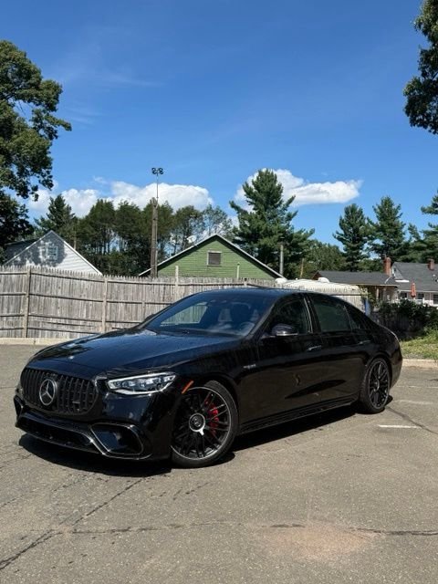New 2026  Mercedes-Benz S 63 E AMG® image 1