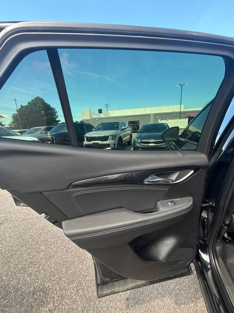 Used 2023 Black Buick Essence image 16