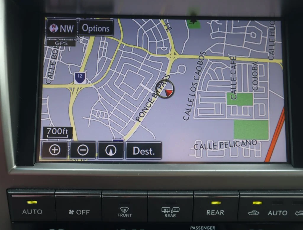 Used 2021  Lexus 460 Luxury image 41