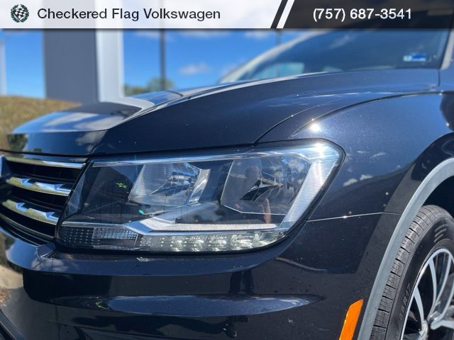 Used 2021 Deep Black Pearl Volkswagen 2.0T SE With 3rd Row image 12