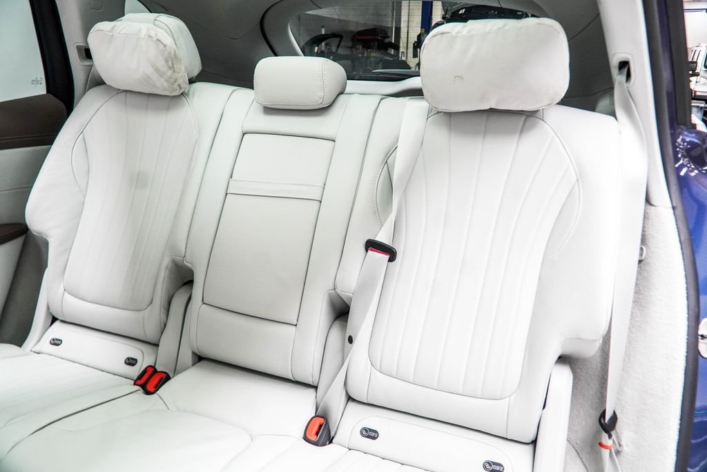 Used 2023 Blue Mercedes-Benz 450 image 47