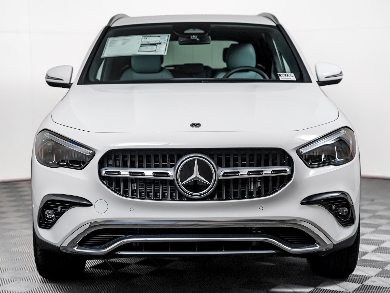 New 2026 Polar White Mercedes-Benz GLA 250 image 6