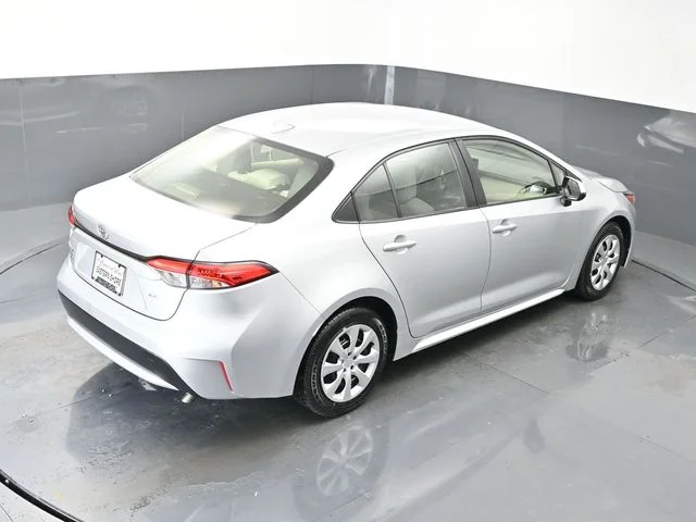 Used 2022 Silver Toyota LE image 49