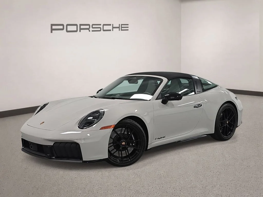 2026 Porsche 911 Targa 4 GTS's photo