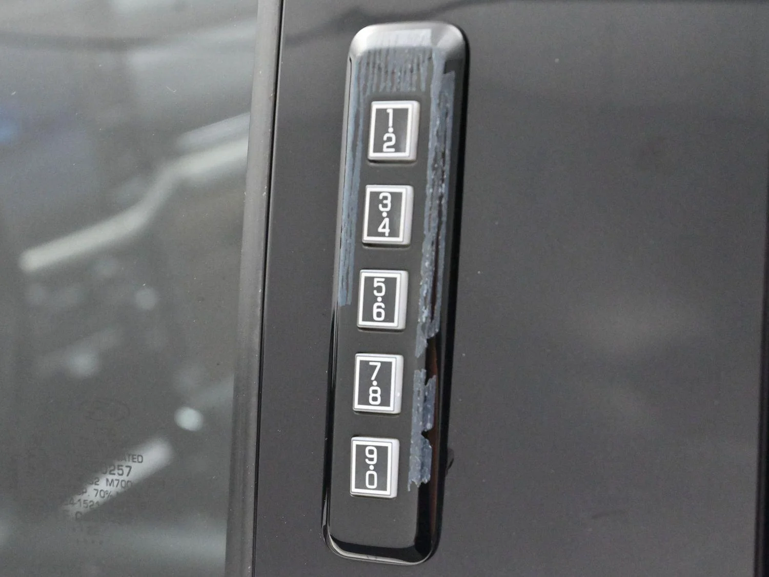 Used 2022 Star White Metallic Tri-Coat Ford LARIAT image 10