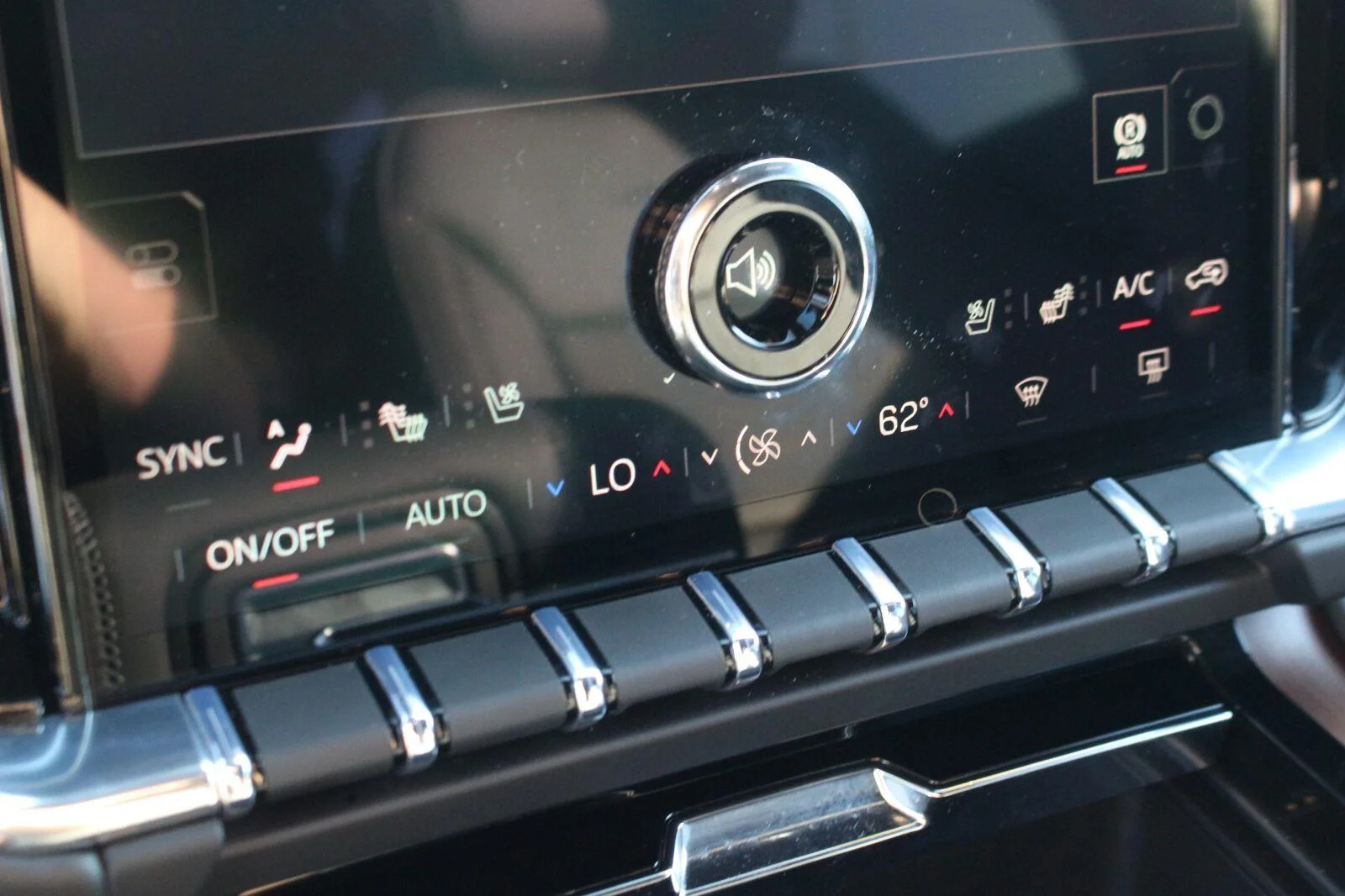 Used 2026 Onyx Black GMC Denali image 26