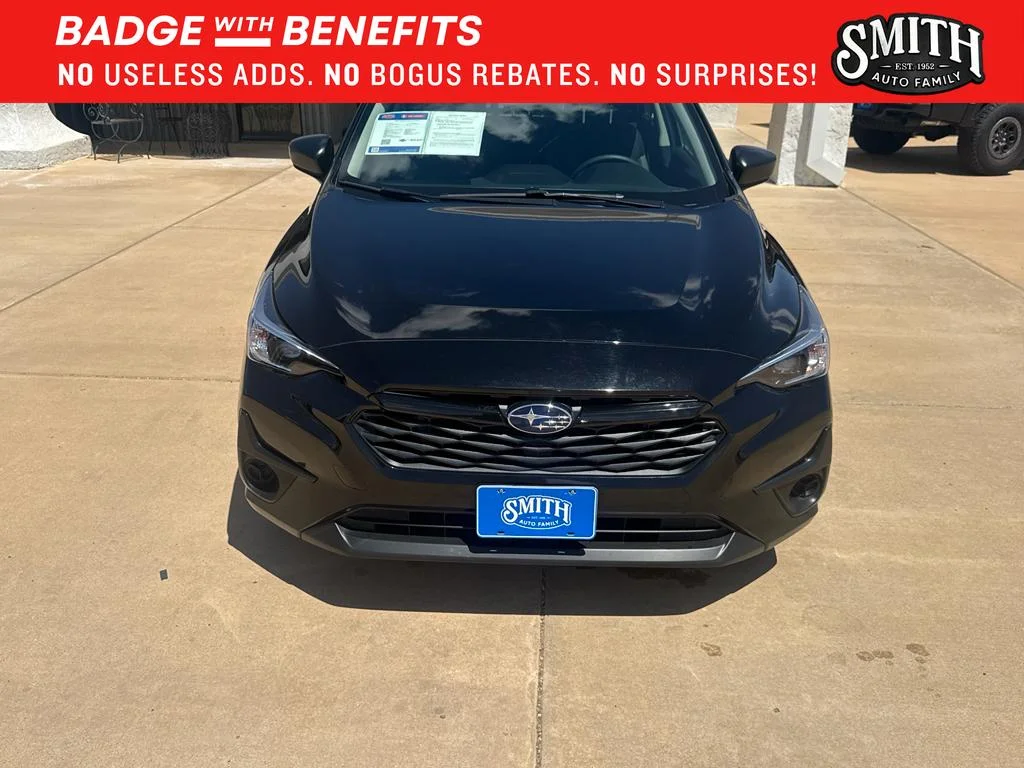 Used 2025 Crystal Black Silica Subaru Base image 9