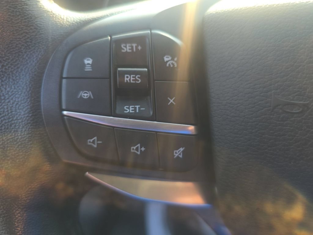 Used 2020 Red Metallic Ford Limited image 30