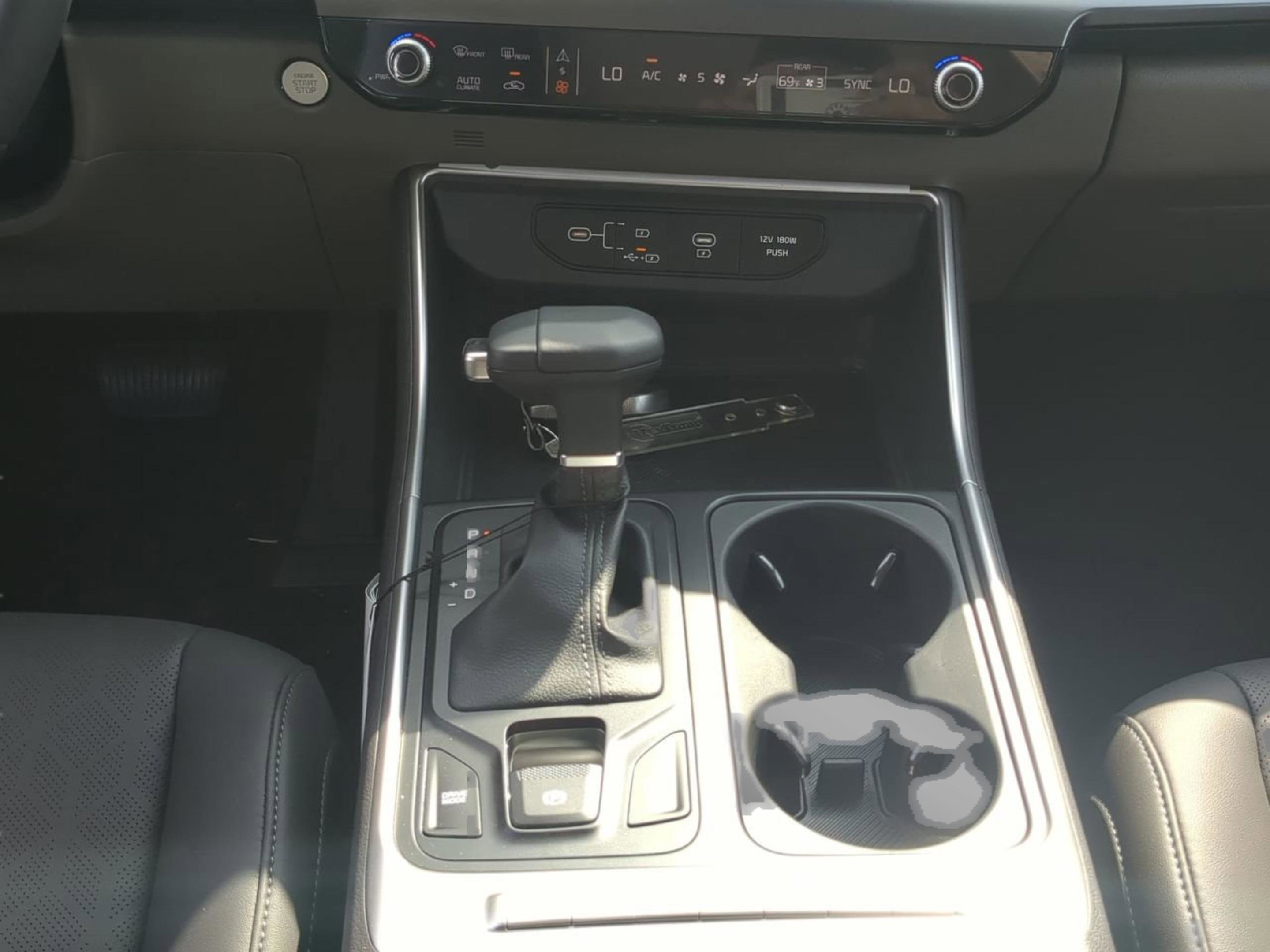 New 2026 Deep Chroma Blue Kia LXS image 21