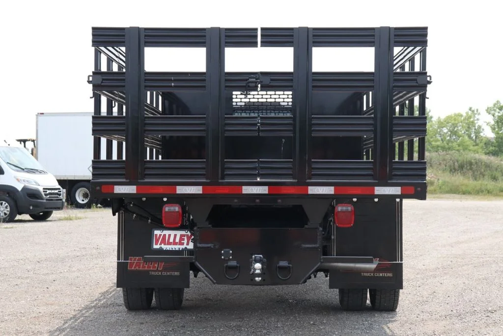 2026 Ford F-550 Super Duty Chassis Cab XL - Photo 8