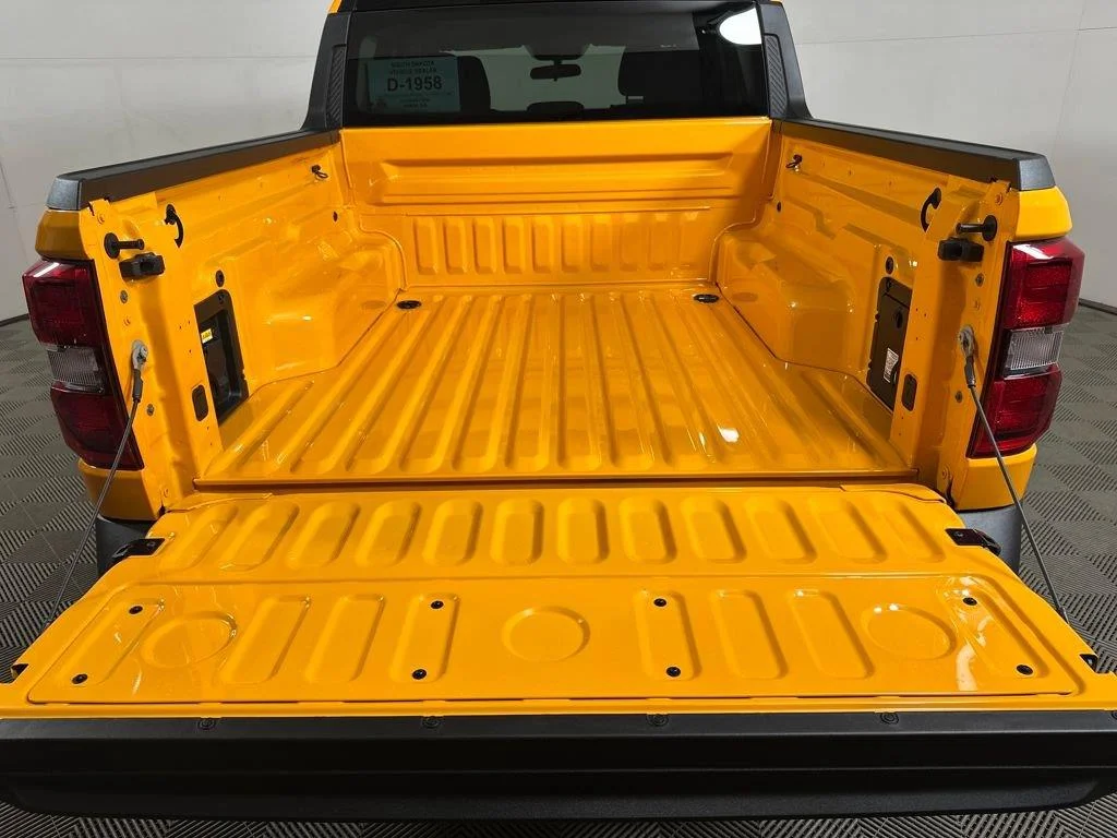 New 2026 Orange Fury Metallic Tri-Coat Ford XLT image 10