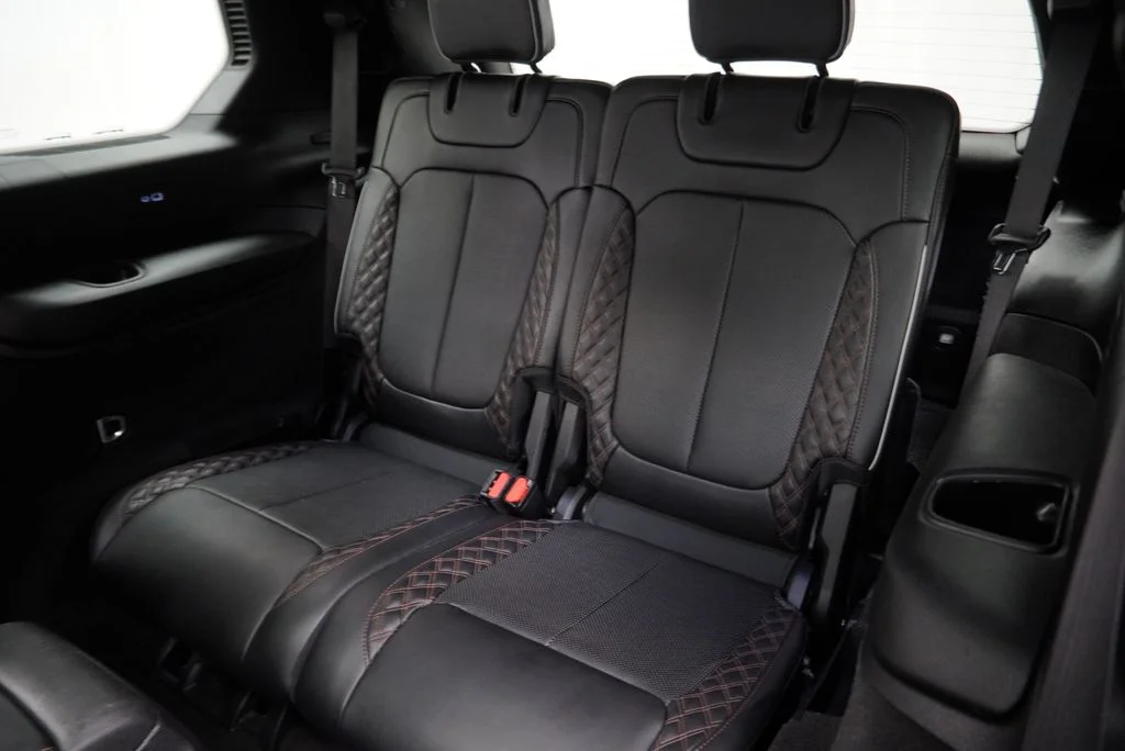 Used 2021 Silver Jeep Summit image 19