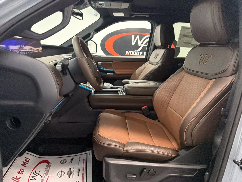 New 2027 Glacier Gray Metallic Tri-Coat Ford King Ranch® image 11