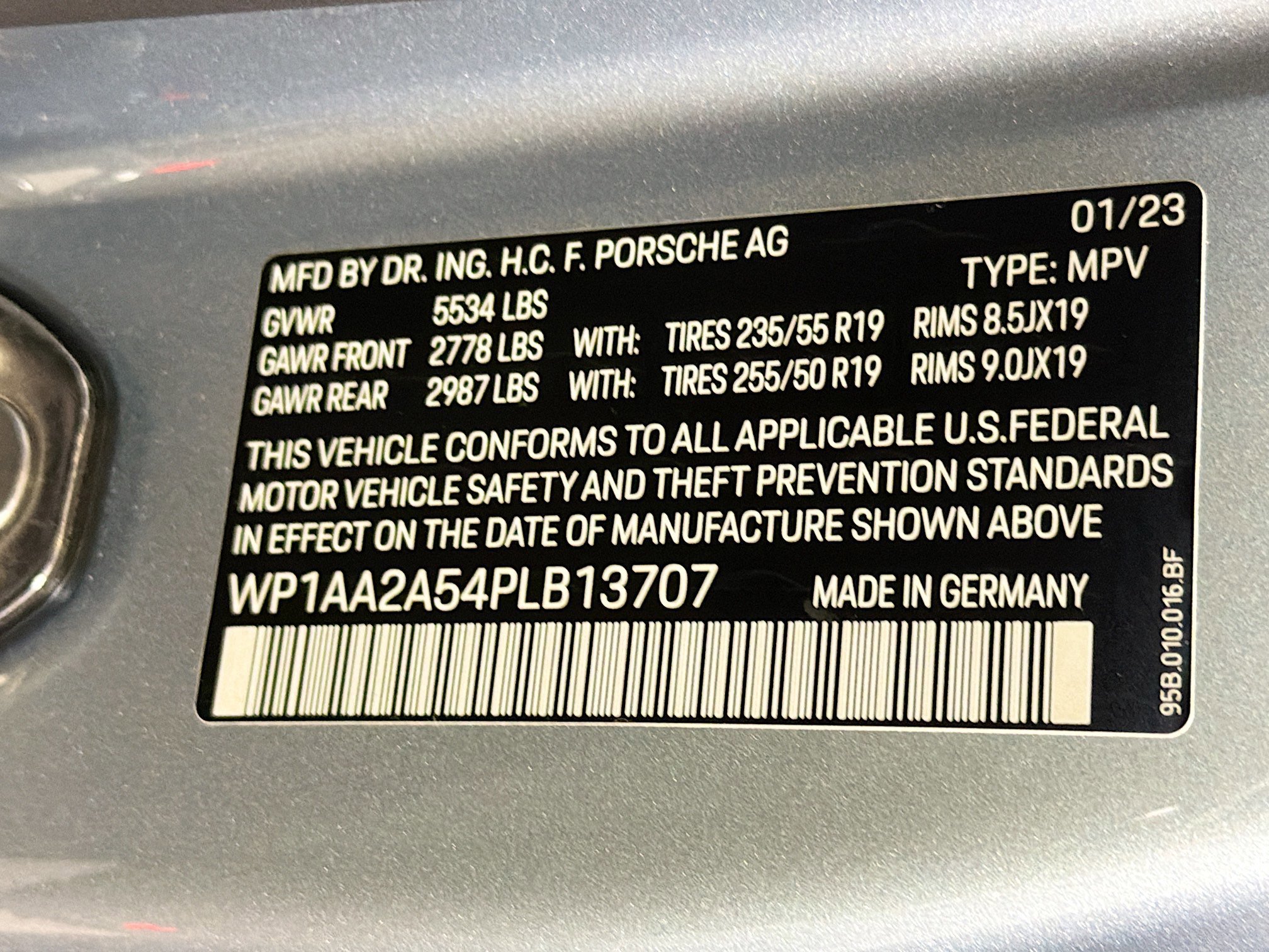 Certified Used 2023 Dolomite Silver Metallic Porsche  image 43