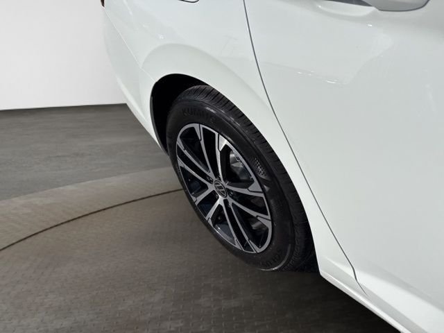 2026 Volkswagen Jetta Sport - Photo 6