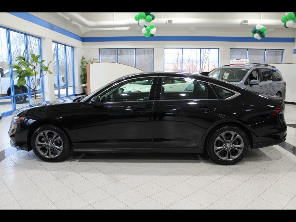 2023 Honda Accord EX - Photo 8