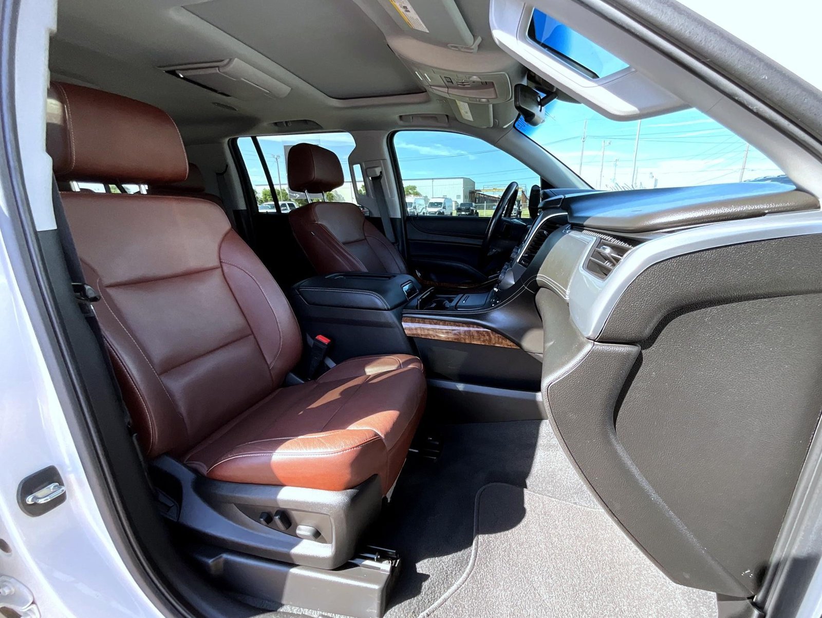 Used 2019 Beige Chevrolet Premier image 17