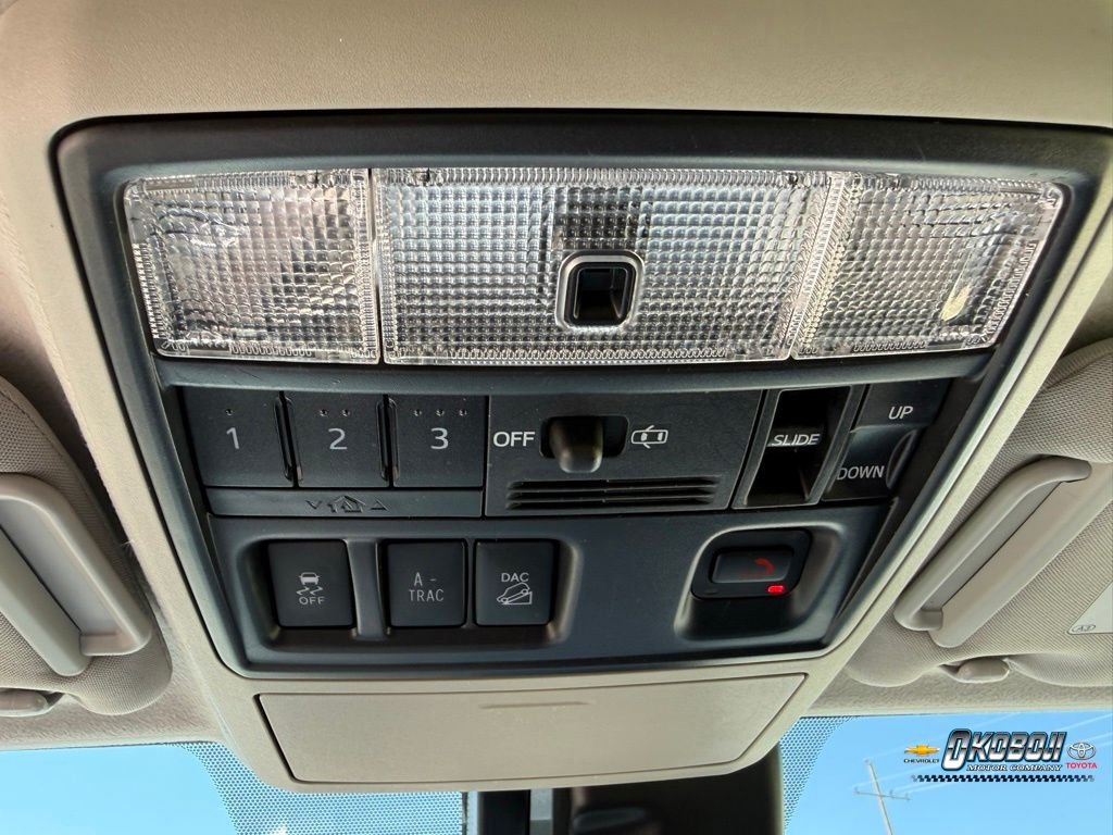 Used 2020 White Toyota SR5 Premium image 13