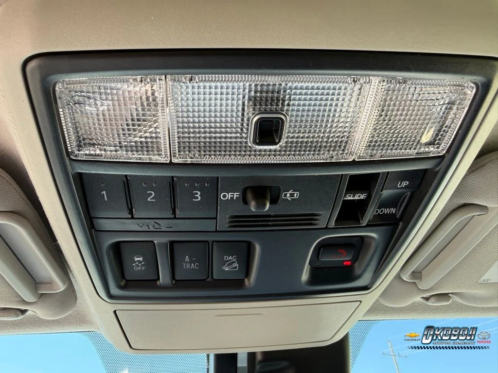 Used 2020 White Toyota SR5 Premium image 13