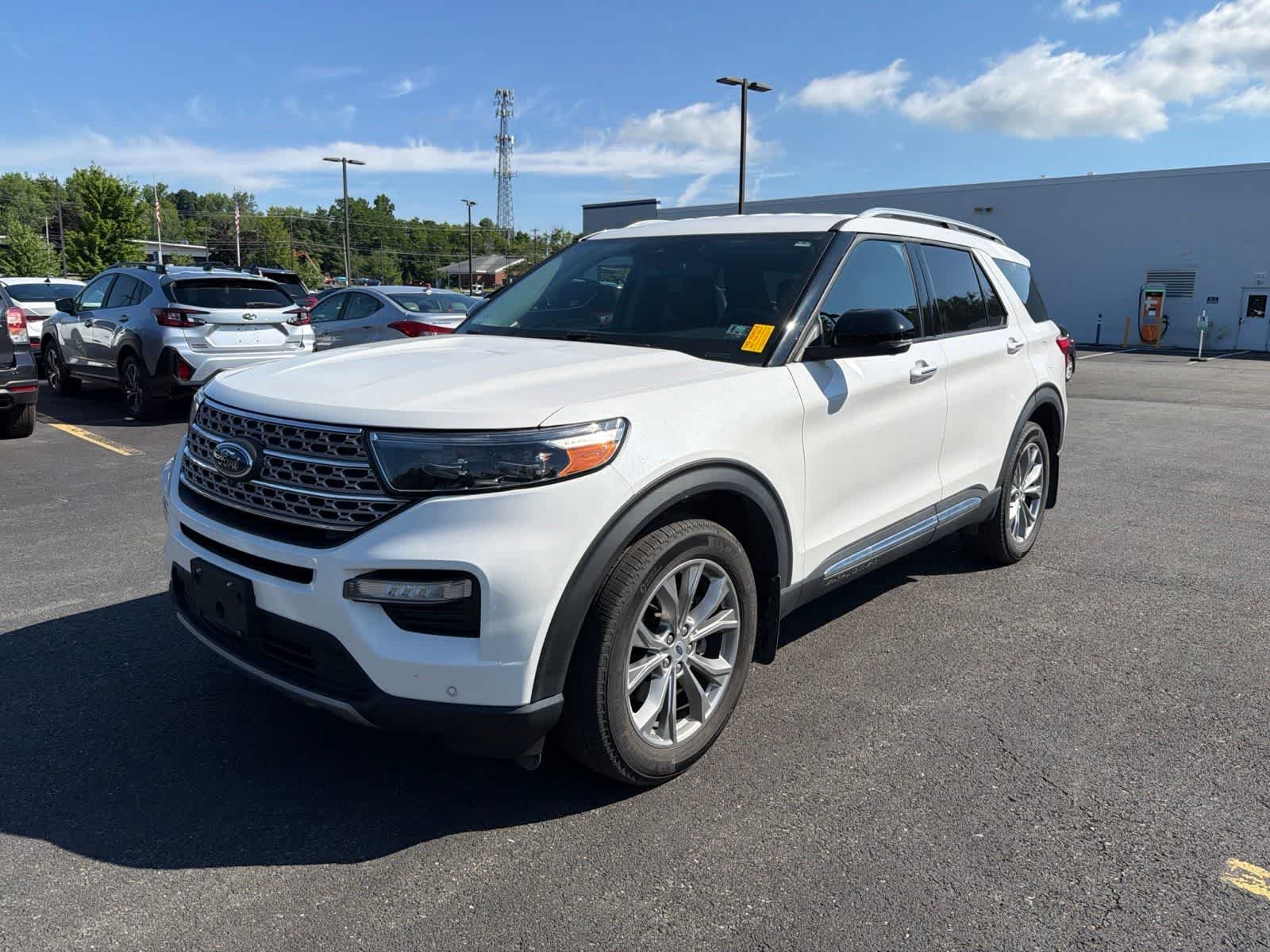 2022 Ford Explorer Limited 4WD's photo