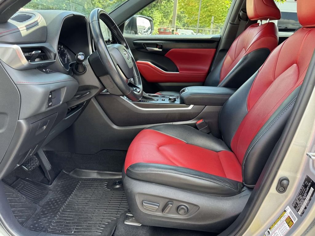 Used 2021 Silver Toyota XSE image 21