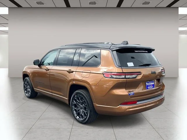 New 2026 Copper Shino Metallic Clear-Coat Exterior Paint Jeep Summit image 6