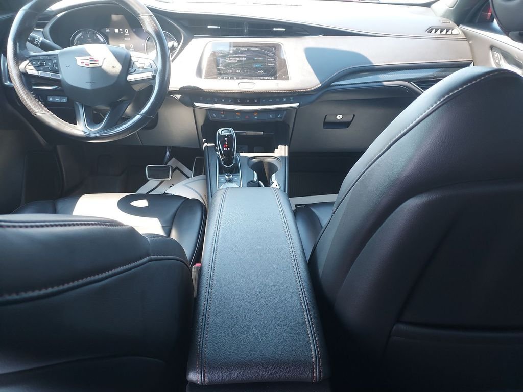 Used 2021 Red Cadillac Sport image 10