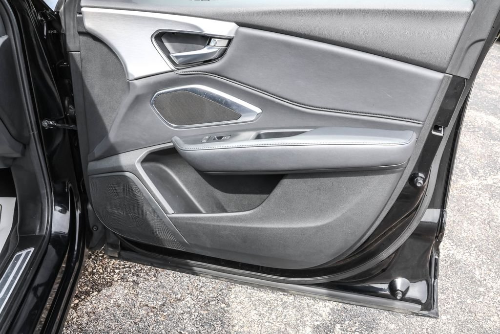 Used 2019  Acura Base image 41