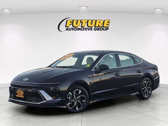 Used 2025 Blue Hyundai SEL image 8