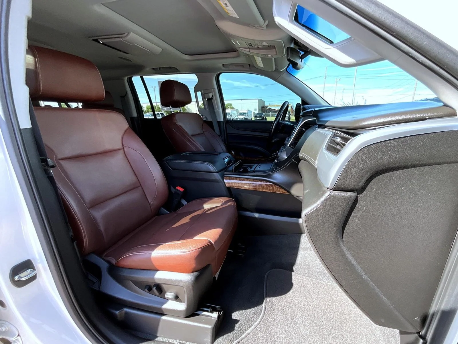 Used 2019 Beige Chevrolet Premier image 17