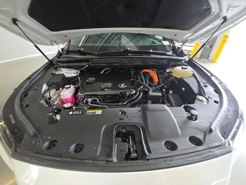 Used 2023 White Lexus 350h Premium Plus image 24
