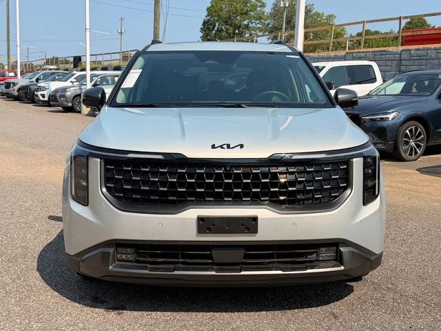 Certified Used 2025 Ivory Kia SX image 8