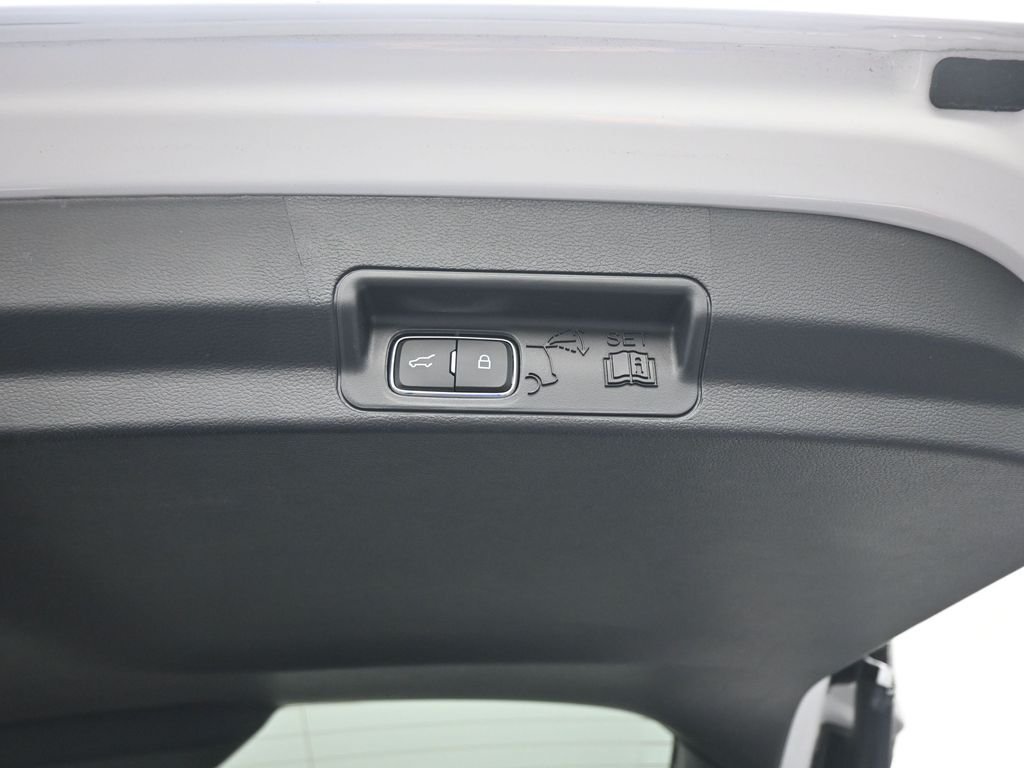 New 2026 Star White Metallic Tri-Coat Ford ST image 25